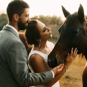 Meet your Posher, Katelyn